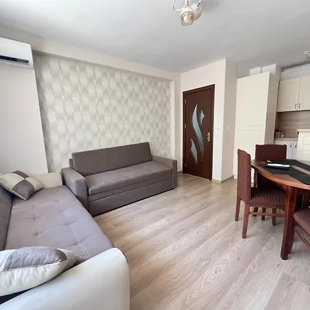 Okolchitsa - Stylish And Cozy Appartement *